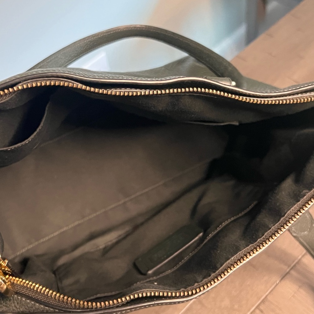 Coach Bay Tote - Picture 3 of 4